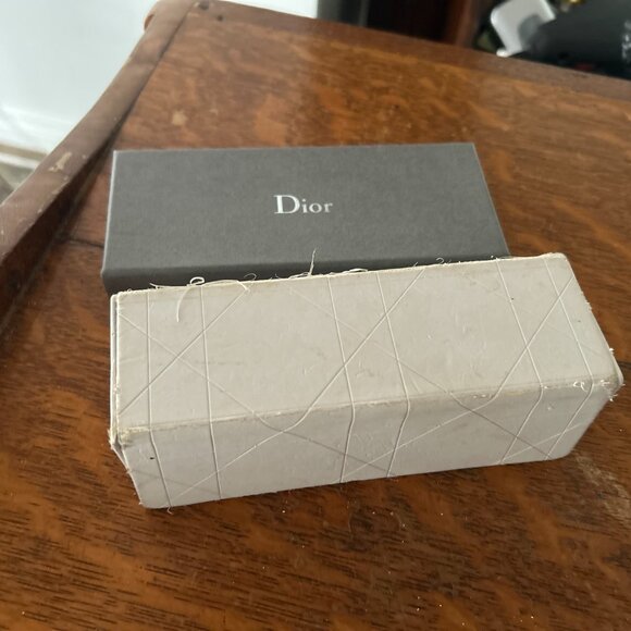 DIOR SUNGLASSES - Picture 2 of 6